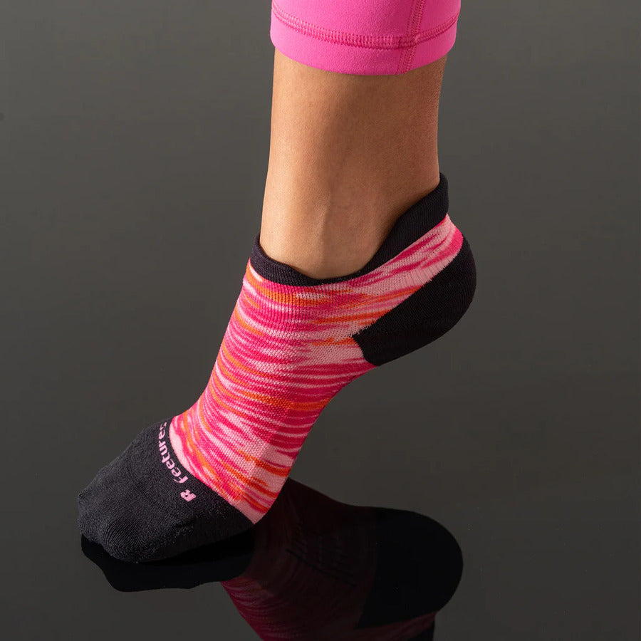Feetures Elite | Light Cushion | No-Show Tab | Reflection Pink