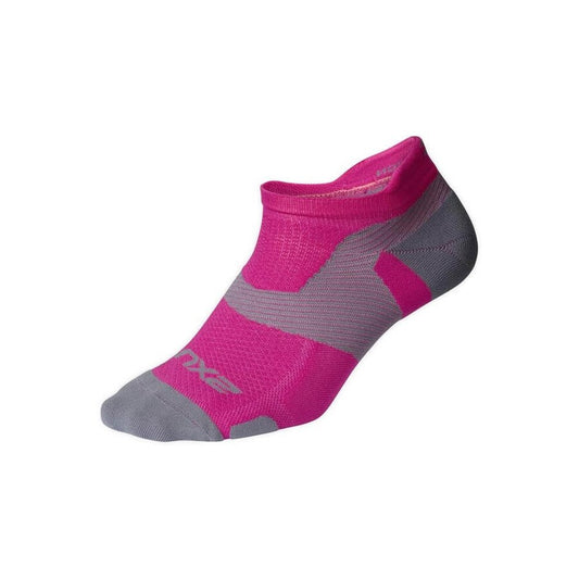 2XU Vectr Socks | Light Cushion | No Show | Magenta / Light Grey