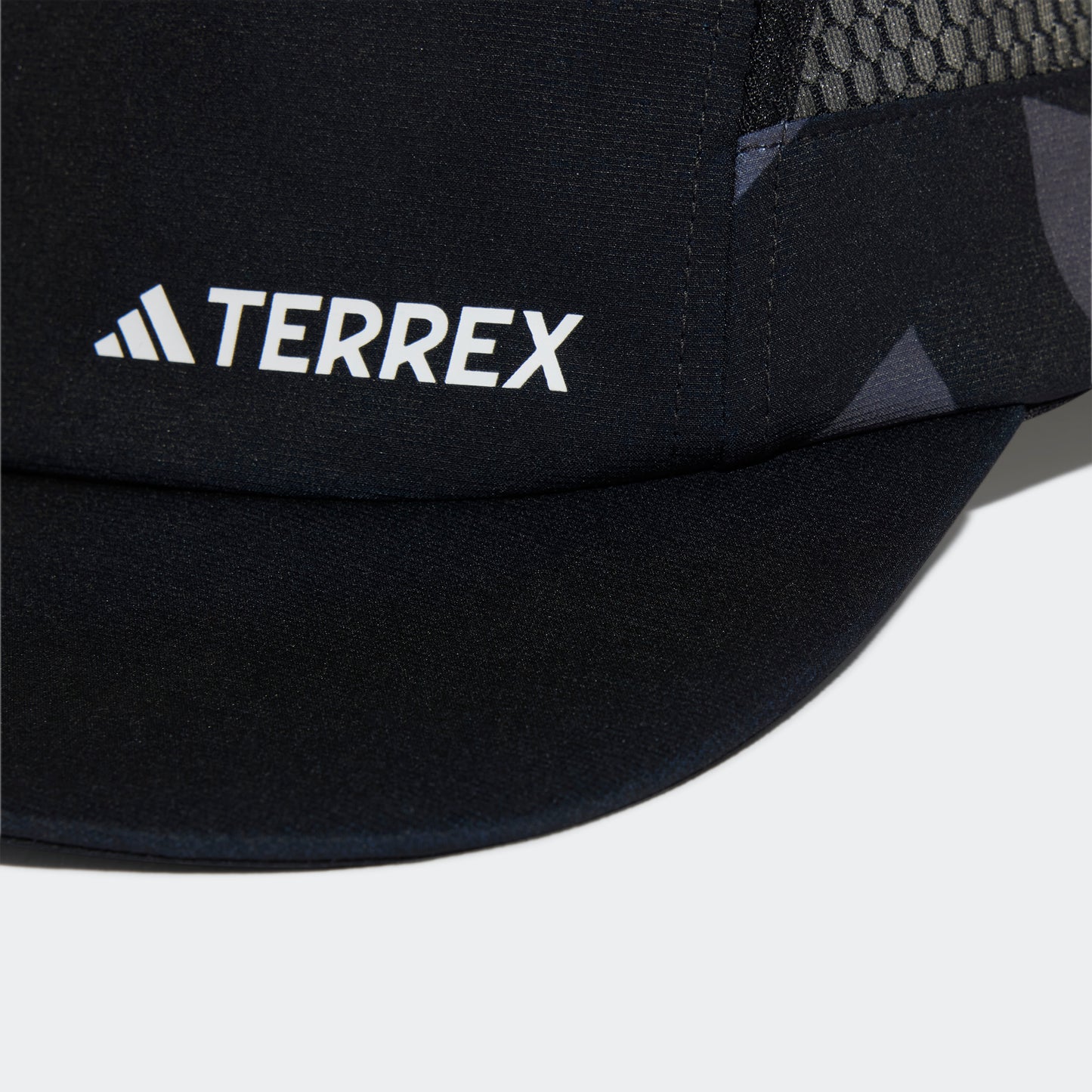 adidas Terrex 5 Panel Graphic Cap | Black / Carbon / White