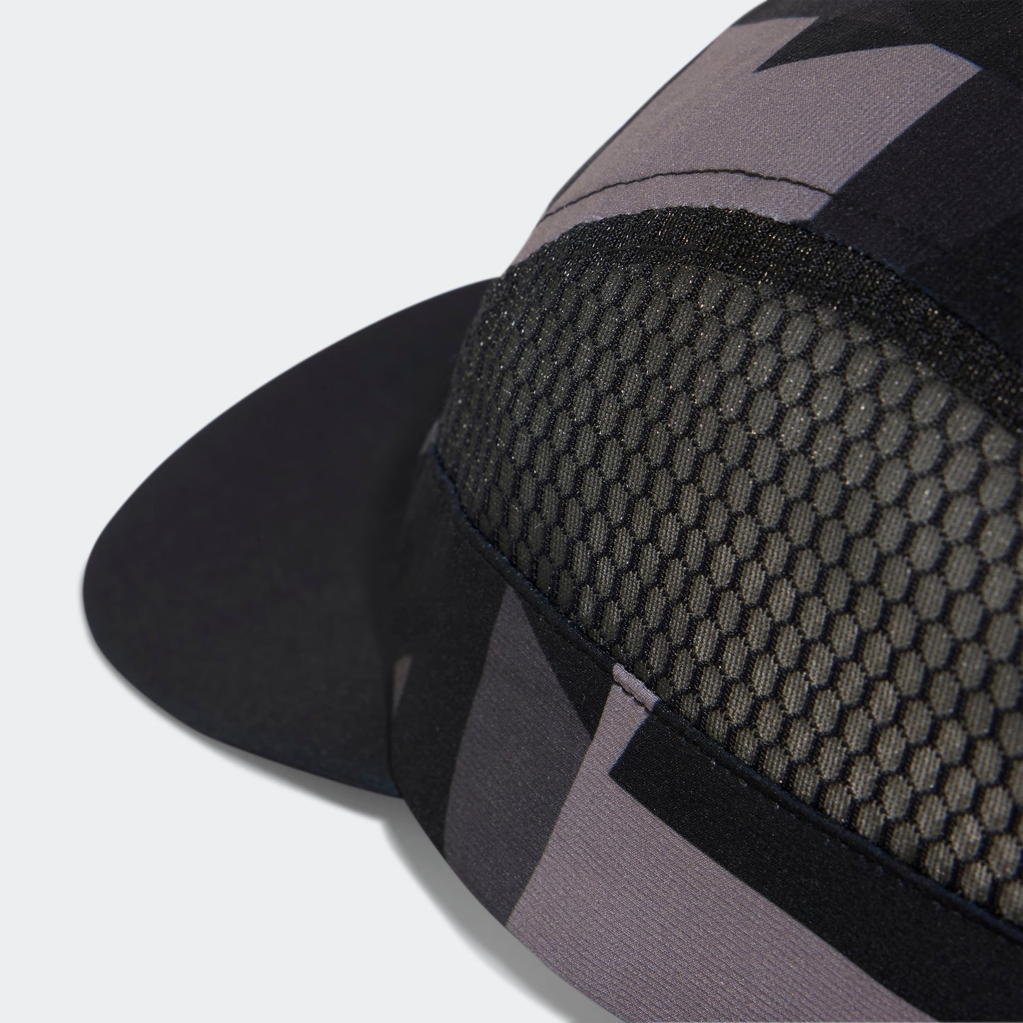 adidas Terrex 5 Panel Graphic Cap | Black / Carbon / White