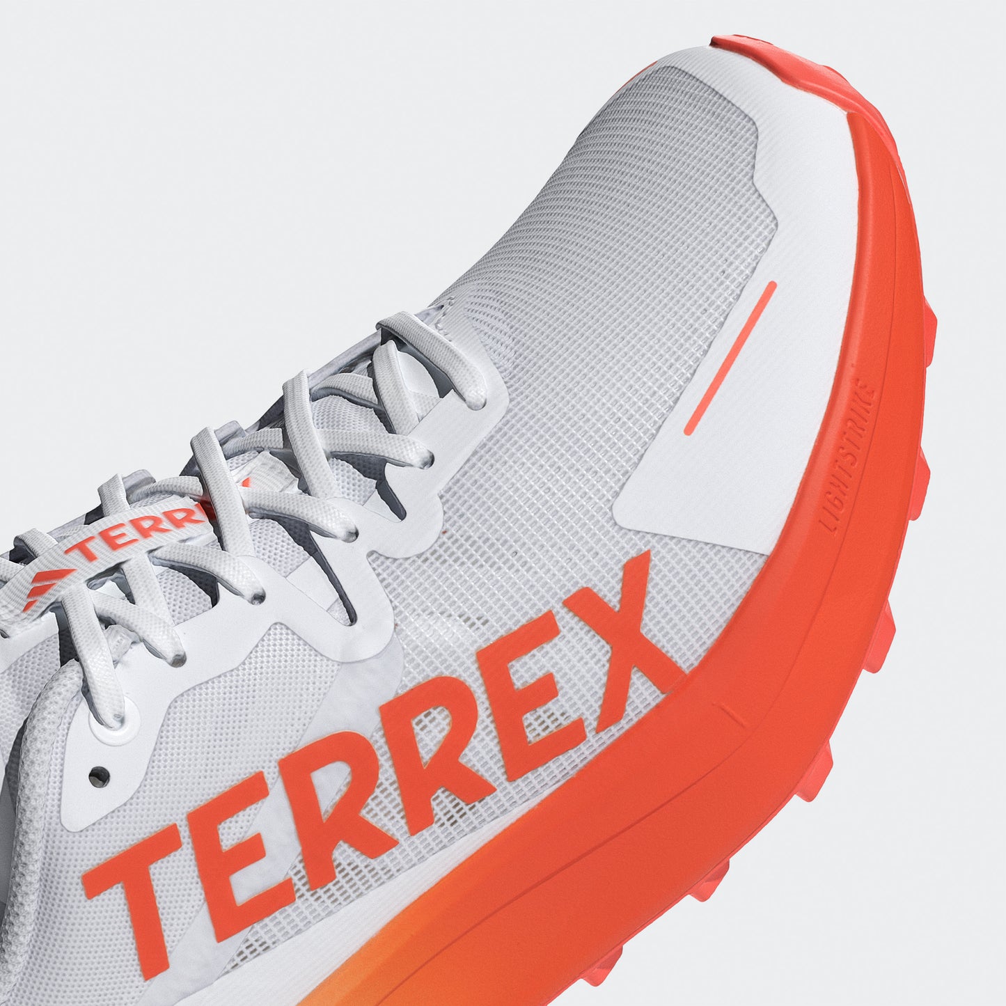 adidas Terrex Agravic 3 | Cloud White / Semi Impact Orange / Dash Grey | Mens