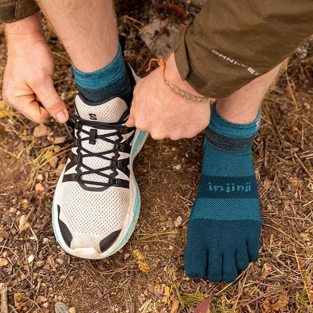 Injinji Trail Sock | Midweight | Mini-Crew | Midnight