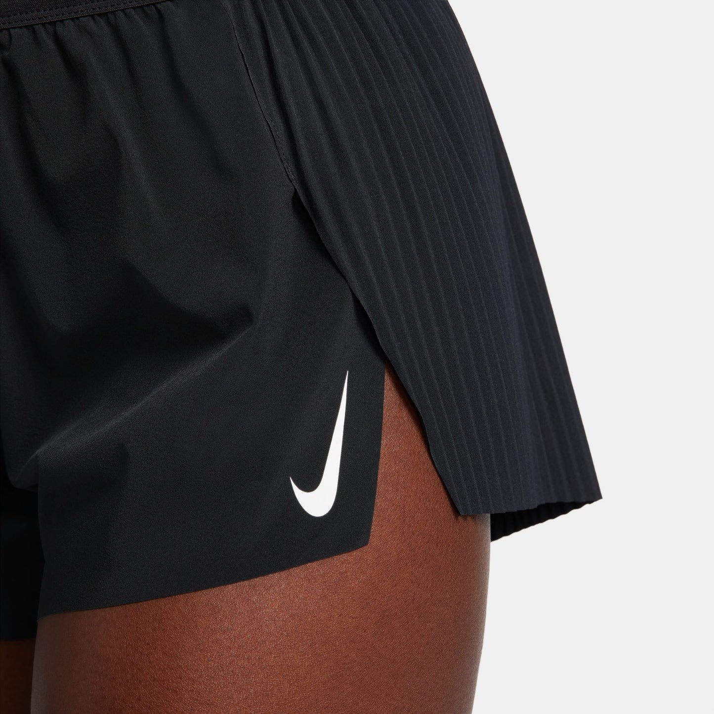 Nike AeroSwift Shorts | Black / White | Womens