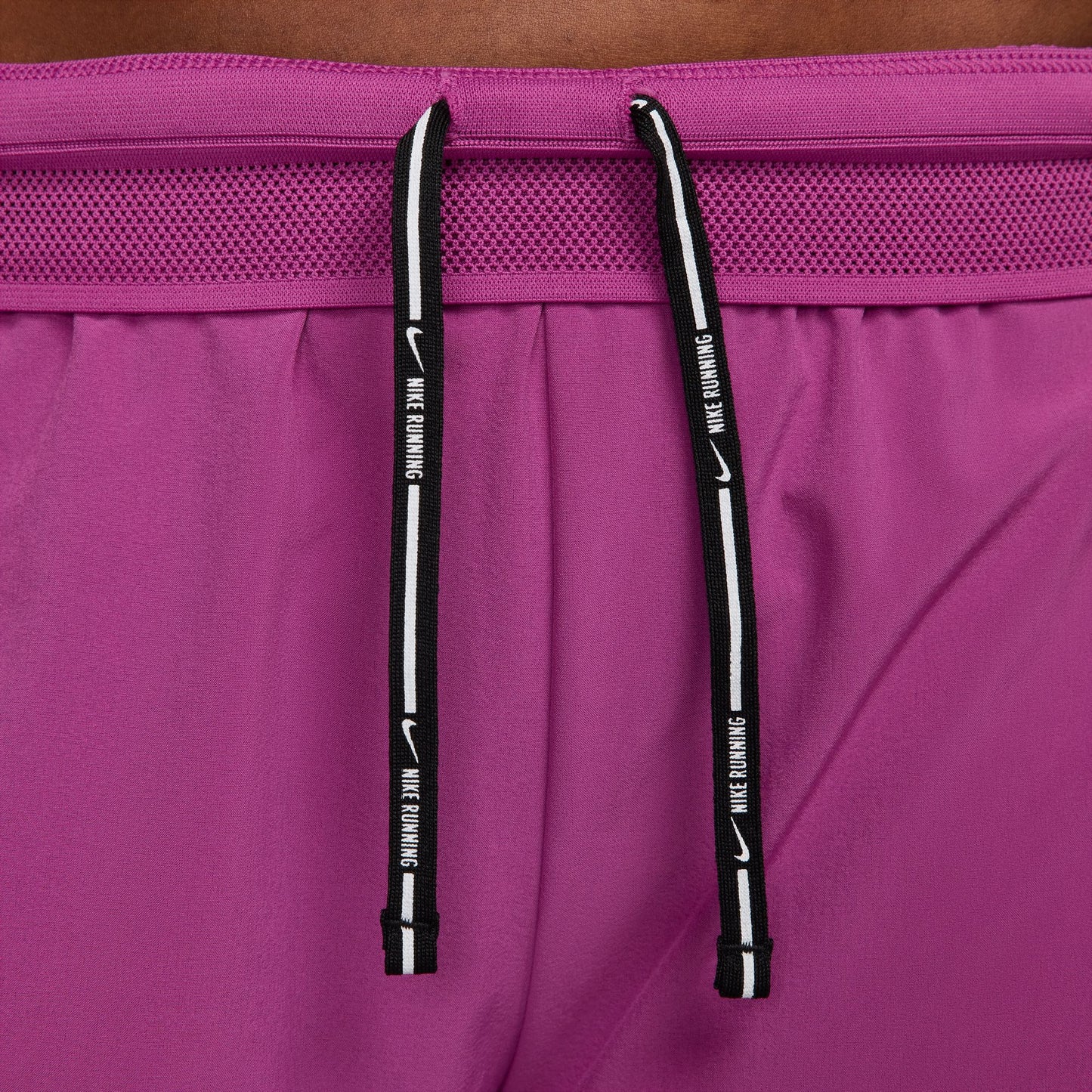 Nike AeroSwift Shorts | Hot Fuchsia / Black | Womens