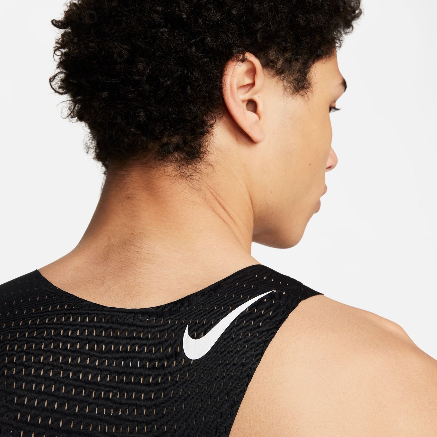 Nike AeroSwift Singlet | Black / Summit White | Mens