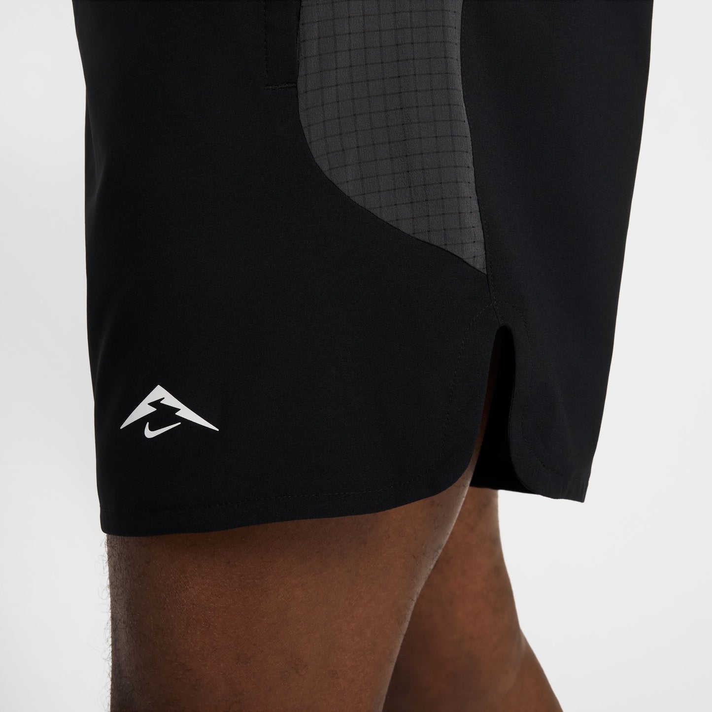 Nike Trail Dri-FIT Shorts | Black / Anthracite | Mens