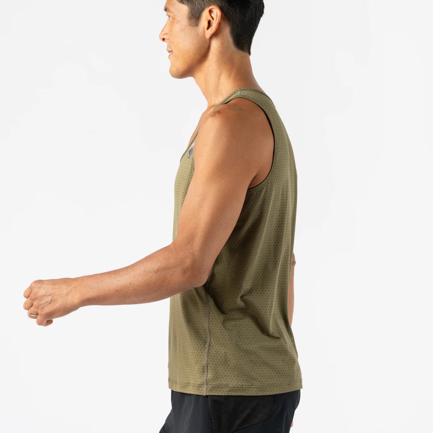 rabbit EZ Tank Perf Trail | Olive | Mens